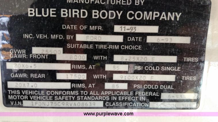 image for item L6702 1994 Ford B700 school bus