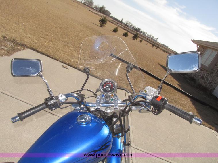 image for item AV9215 2009 Honda Rebel CMX250C motorcycle