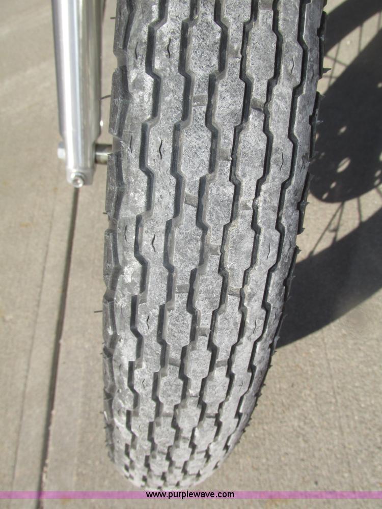 image for item AV9215 2009 Honda Rebel CMX250C motorcycle