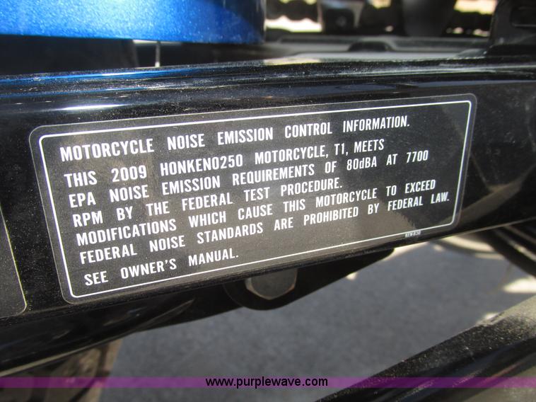 image for item AV9215 2009 Honda Rebel CMX250C motorcycle