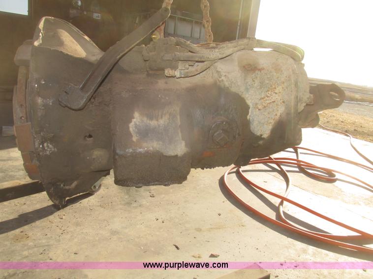 image for item AV9217 Eaton Fuller nine speed manual transmission