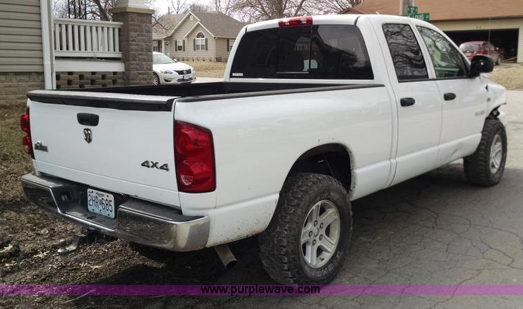 image for item AV9934 2008 Dodge Ram 1500 SLT Big Horn Edition Quad Cab pickup truck