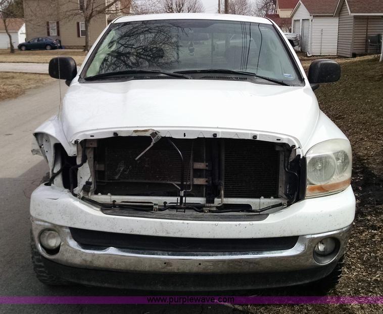 image for item AV9934 2008 Dodge Ram 1500 SLT Big Horn Edition Quad Cab pickup truck