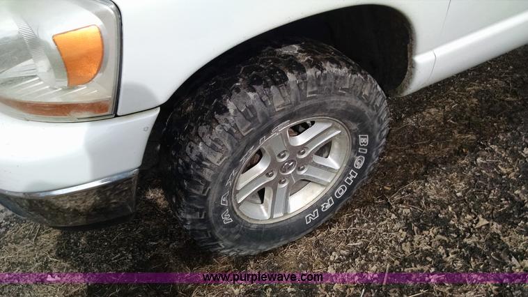 image for item AV9934 2008 Dodge Ram 1500 SLT Big Horn Edition Quad Cab pickup truck