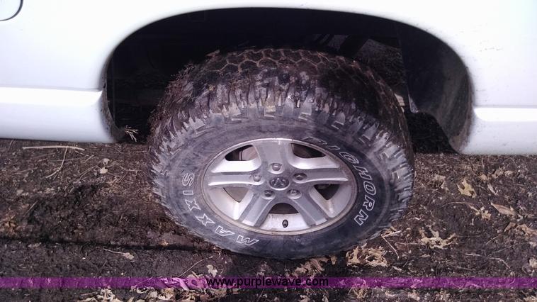 image for item AV9934 2008 Dodge Ram 1500 SLT Big Horn Edition Quad Cab pickup truck