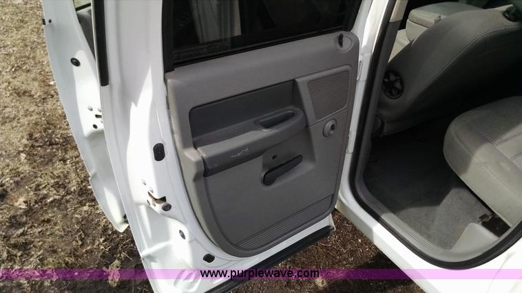 image for item AV9934 2008 Dodge Ram 1500 SLT Big Horn Edition Quad Cab pickup truck