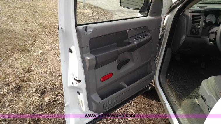 image for item AV9934 2008 Dodge Ram 1500 SLT Big Horn Edition Quad Cab pickup truck