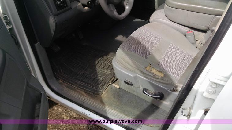 image for item AV9934 2008 Dodge Ram 1500 SLT Big Horn Edition Quad Cab pickup truck