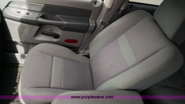 image for item AV9934 2008 Dodge Ram 1500 SLT Big Horn Edition Quad Cab pickup truck