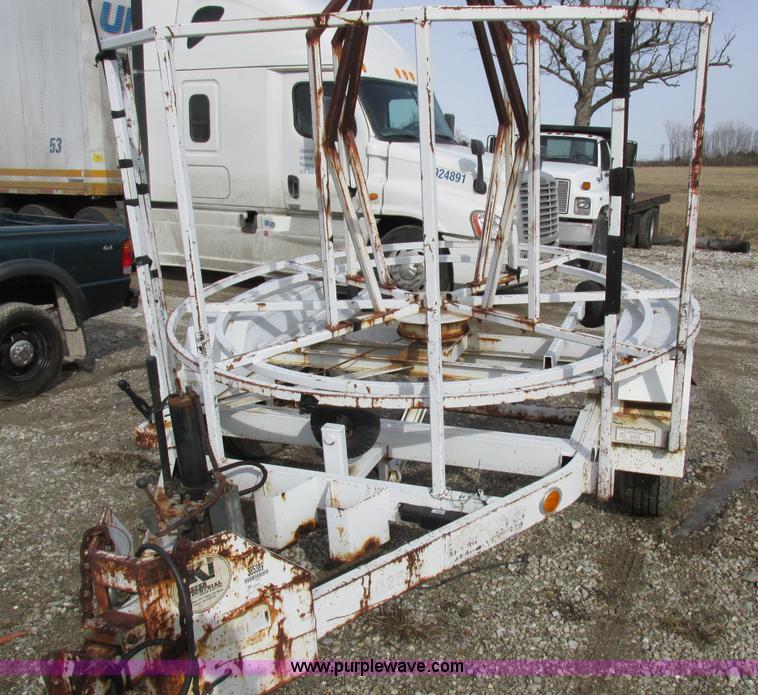 image for item AW9721 1995 Fabrique hose reel trailer