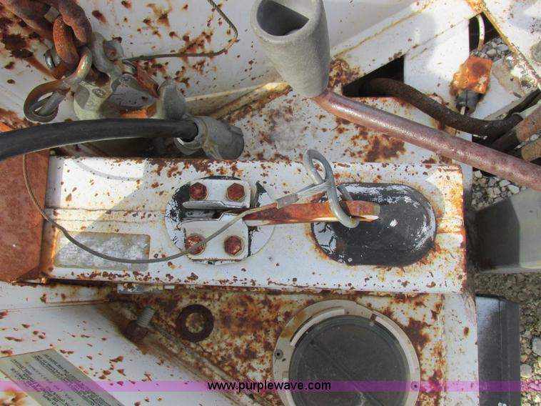 image for item AW9721 1995 Fabrique hose reel trailer