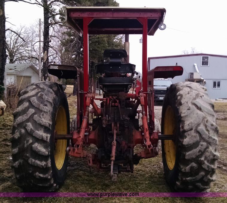 image for item AX9473 1972 International 1066 Turbo tractor