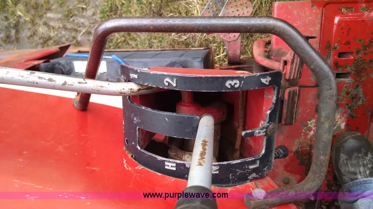 image for item AX9473 1972 International 1066 Turbo tractor