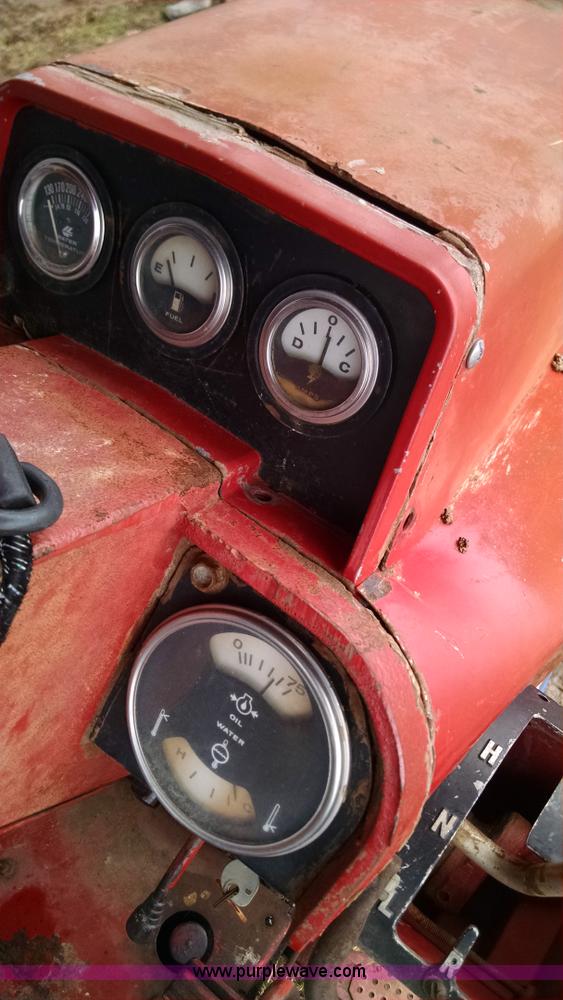 image for item AX9473 1972 International 1066 Turbo tractor