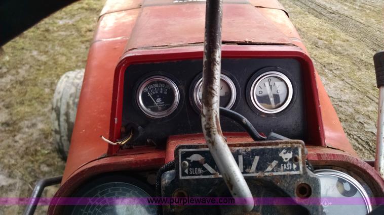 image for item AX9473 1972 International 1066 Turbo tractor