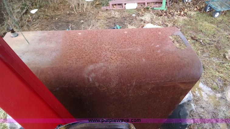 image for item AX9473 1972 International 1066 Turbo tractor