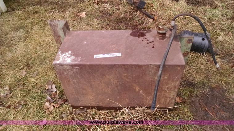 image for item AX9474 30 gallon auxiliary fuel tank