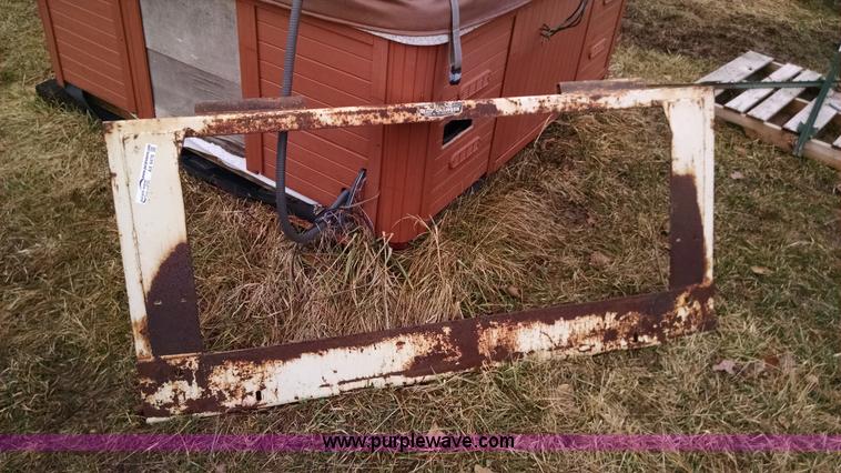 image for item AX9478 Bish combine head adapter