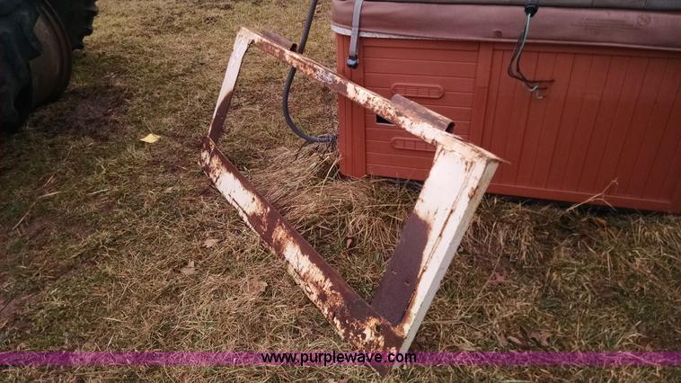 image for item AX9478 Bish combine head adapter