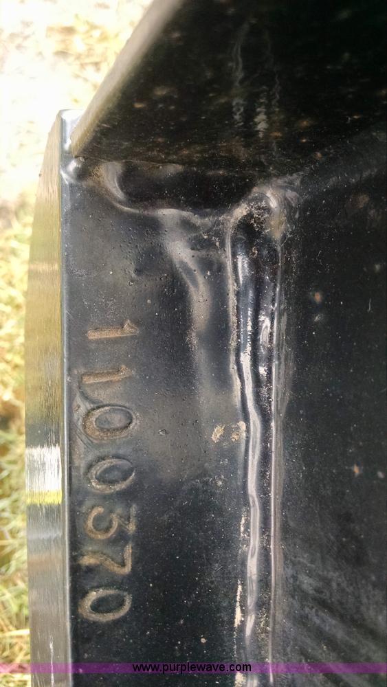 image for item AX9483 2007 PJ gooseneck trailer