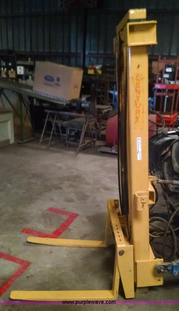 image for item AY9495 Century forklift attachment