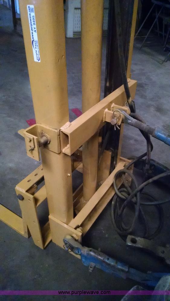 image for item AY9495 Century forklift attachment