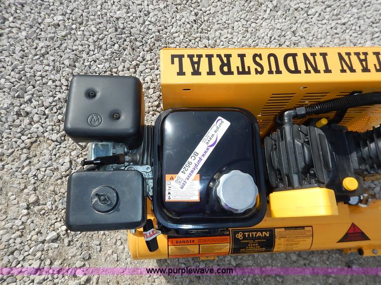 image for item BC9524 Titan air compressor
