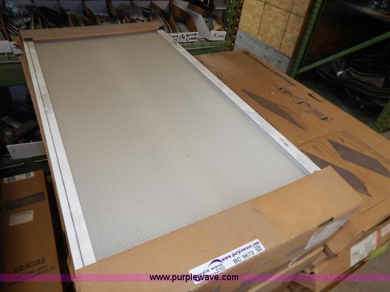 image for item BC9673 (14) assorted boxes of lighting fixtures