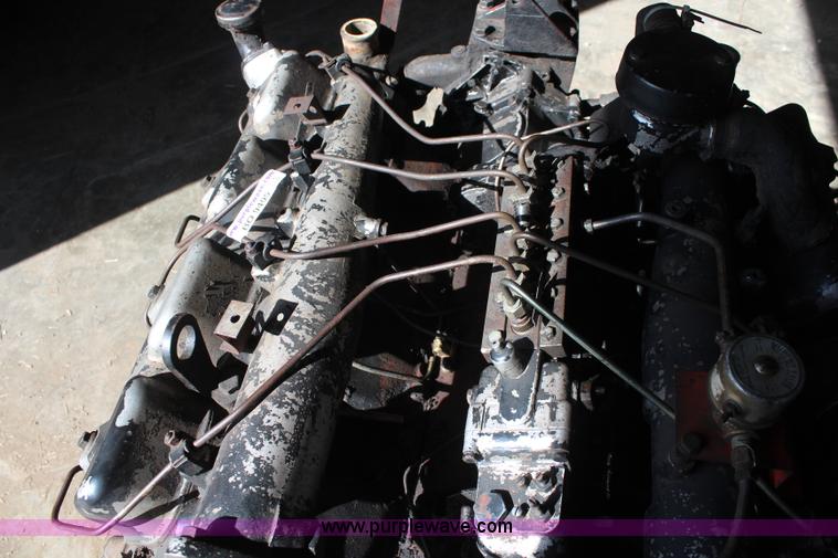 image for item BO9495 Perkins 540 V8 diesel engine