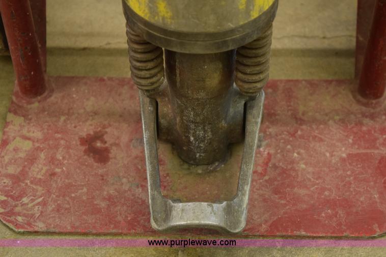 image for item BP9924 Bosch Brute 0611304139 electric hammer