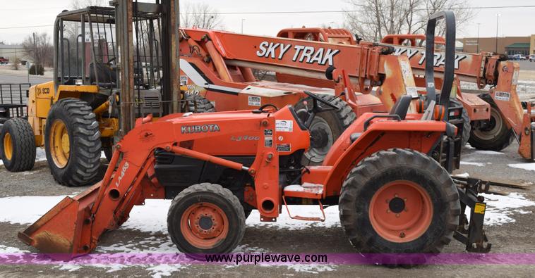 image for item E6224 Kubota L3400HST 4WD tractor
