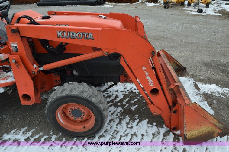 image for item E6224 Kubota L3400HST 4WD tractor