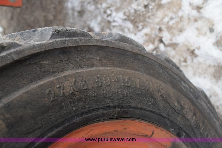 image for item E6224 Kubota L3400HST 4WD tractor