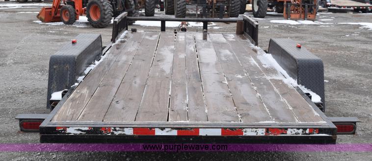 image for item E6225 2002 Utility trailer
