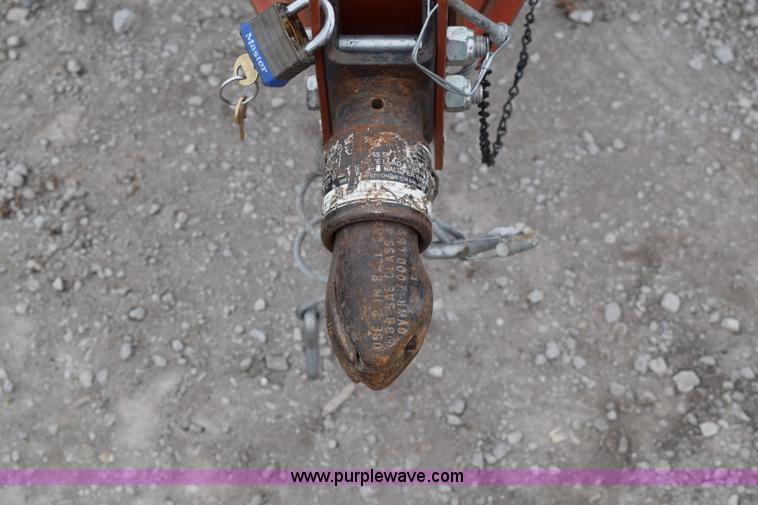 image for item E6225 2002 Utility trailer