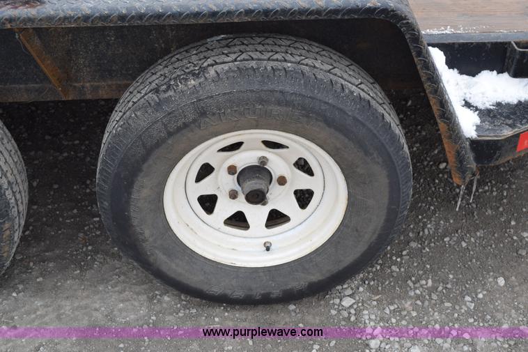 image for item E6225 2002 Utility trailer