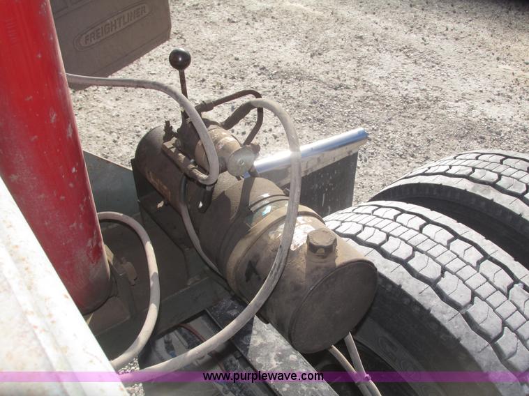 image for item G9754 Walker WW-20 fifth wheel wrecker attachment