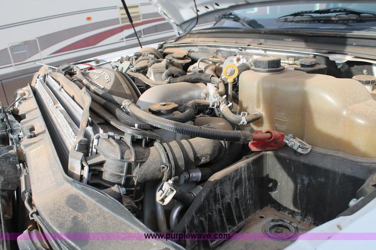 image for item H1573 2009 Ford F550 flatbed truck