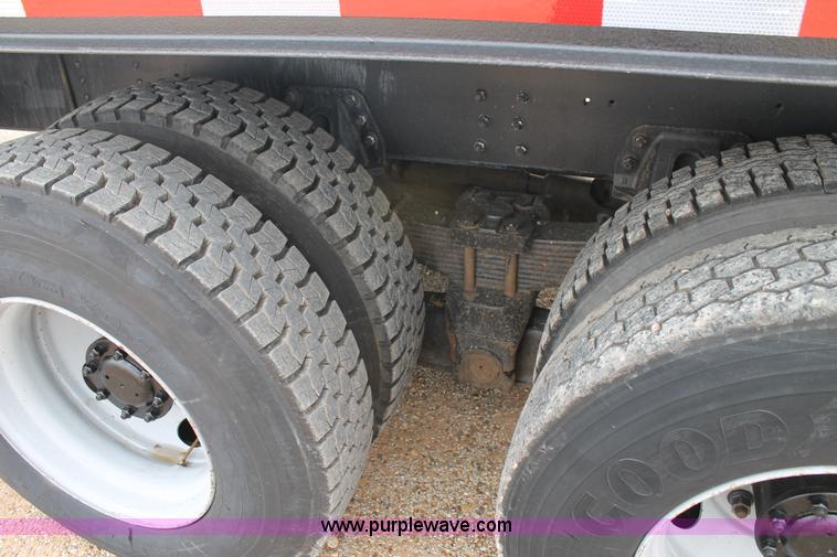 image for item H1575 2002 Chevrolet C8500 flatbed truck