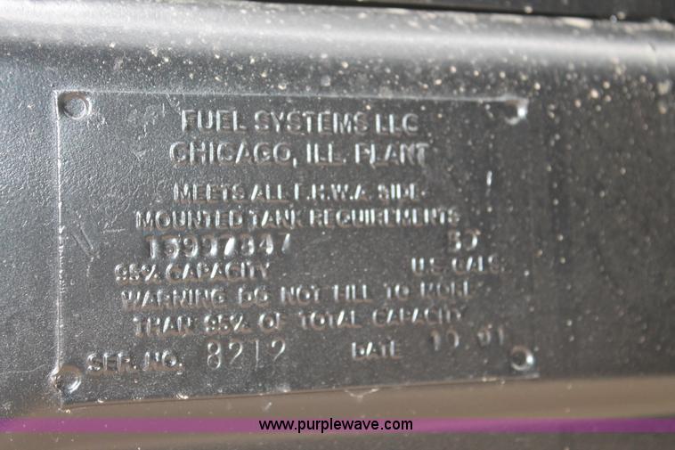 image for item H1575 2002 Chevrolet C8500 flatbed truck