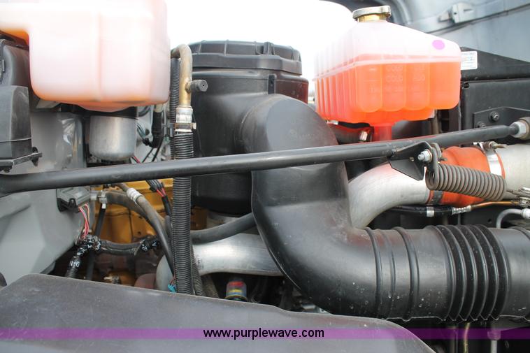 image for item H1575 2002 Chevrolet C8500 flatbed truck