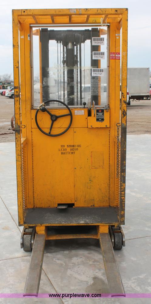 image for item H5905 Big Joe SSC 30730 forklift