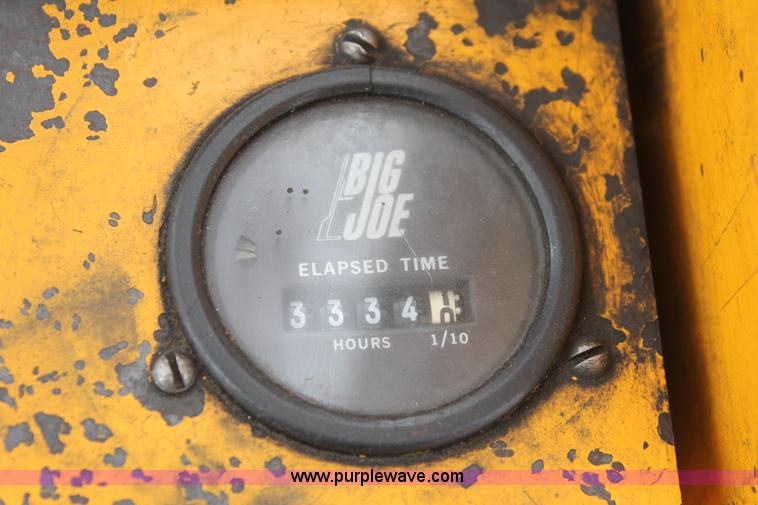 image for item H5905 Big Joe SSC 30730 forklift