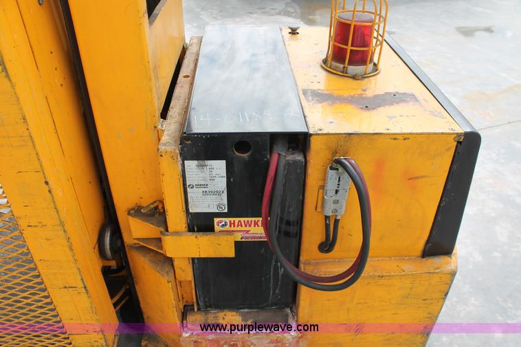 image for item H5905 Big Joe SSC 30730 forklift