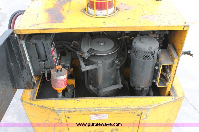 image for item H5905 Big Joe SSC 30730 forklift