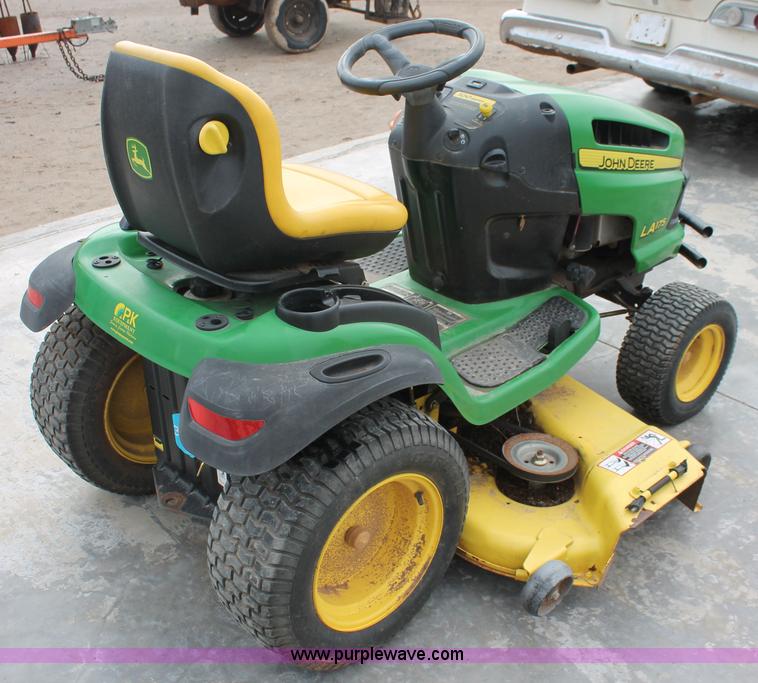 image for item H5906 John Deere LA175 lawn mower