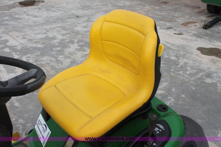 image for item H5906 John Deere LA175 lawn mower