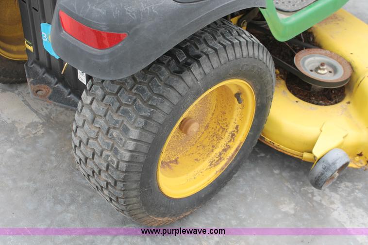 image for item H5906 John Deere LA175 lawn mower