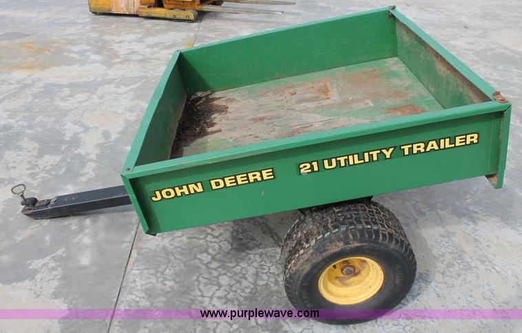 image for item H5907 John Deere 21 dump trailer