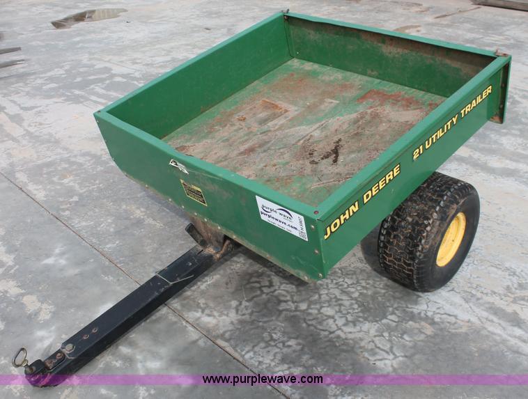 image for item H5907 John Deere 21 dump trailer